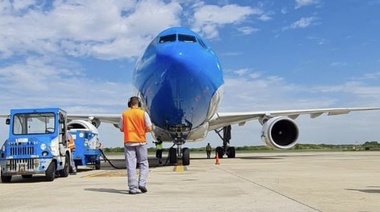 Parte a la madrugada un vuelo de Aerolíneas Argentinas a Moscú para traer vacunas Sputnik