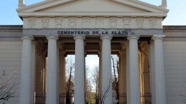 Cementerio platense: Trabajadores realizan "retención de tareas", aunque no se trataría de un paro