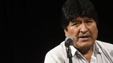 Desde Buenos Aires, Morales anunció que el MAS elegirá a sus candidatos en enero