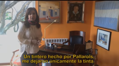 Cristina denunció que la casa de Calafate "se llevaron hasta un rosario", y apuntó a Bonadío