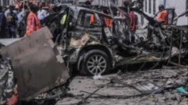 Explosión de un coche bomba cerca de sede presidencial de Somalia deja siete muertos