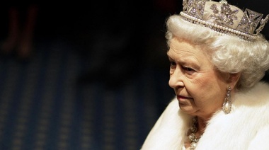 Tras la muerte de la Reina Isabel II, postergan la séptima fecha de la Premier League inglesa