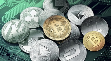Bitcoin cumple un año de su máximo histórico en medio de una crisis del mercado cripto