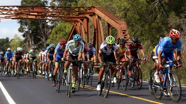 Más de 250 ciclistas participaron de la 107°edición del Campeonato Nacional de Ruta Elite en Villa Elisa