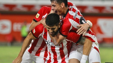 Estudiantes viaja mañana a Chile para debutar el miércoles en la Copa Libertadores