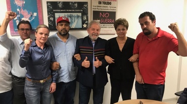 Lula se entregará este sábado, tras la misa por su mujer