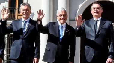 Macri exhortó en Chile a lograr soluciones duraderas que "trasciendan nuestros mandatos"