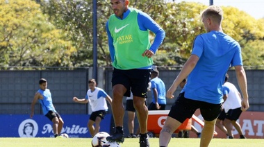 Con Tevez y Benedetto en la ofensiva, Boca visita a Wilsterman en Bolivia