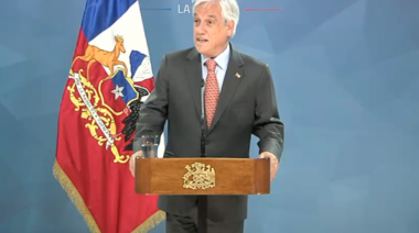 Diputados de Chile aprueban someter a Piñera a juicio político
