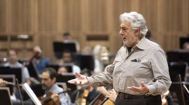 Plácido Domingo vuelve al escenario del Teatro Colón a 50 años de su debut