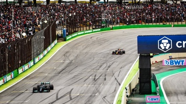 Valtterti Bottas arranca desde la pole position en el Gran Premio de Brasil