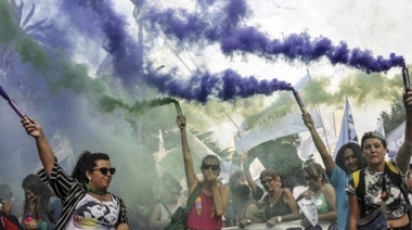 Organizaciones convocan a un encuentro en Plaza Lavalle por una "reforma judicial feminista