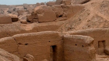 Encuentran momia preincaica en el Perú atada con sogas