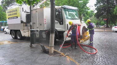 Durante las precipitaciones intensas, se reforzó la prevención con camiones desobstructores