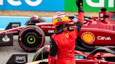 El español Sainz, con Ferrari, larga desde la pole position en la F1 en Austin