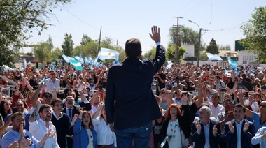 En el final de la campaña, Massa diserta ante empresarios y prepara encuentro con jóvenes