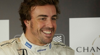 El español Fernando Alonso volverá a la Fórmula 1 el próximo año