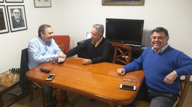 Alfonsín y Duhalde se reunieron en una foto sepia