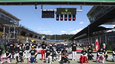 Los pilotos de la Fórmula 1 se unieron a la lucha contra el racismo