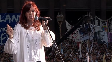 Cristina afirmó que al finalizar su gobierno "se vino la noche en Argentina"