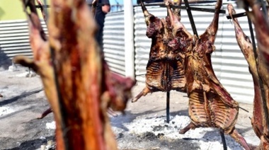 Pequeños productores de Corrientes vendieron cortes de carne ovina a bajo precio