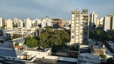 Cielo nublado y algunas lloviznas para el inicio de semana