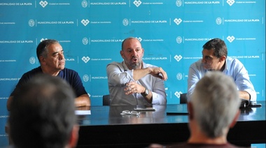 Encuentro con remiseros, taxistas y transportistas escolares para optimizar la prevención de pasajeros