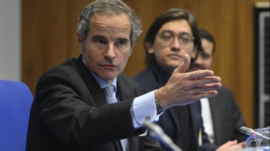 Irán criticó al argentino Grossi por un informe del OIEA sobre una de sus plantas nucleares