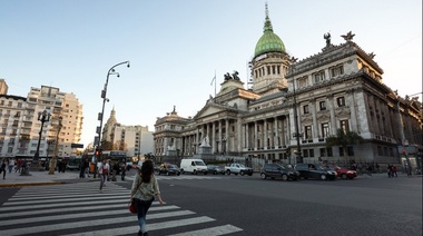 Se reúne comisión bicameral para analizar el DNU sobre telecomunicaciones