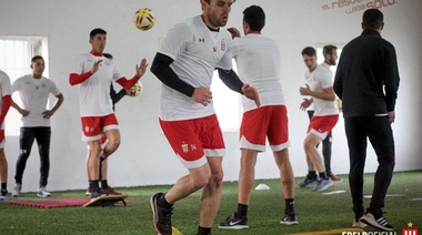 Estudiantes comenzó la pretemporada y Gabriel Milito espera por refuerzos