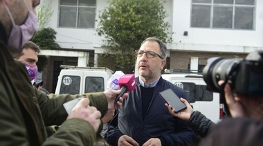 Votó Perechodnik: Advirtió “problemas con las boletas de Juntos” y pidió a los vecinos que “estén atentos”