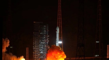 China lanza con éxito satélite Zhongxing-6E