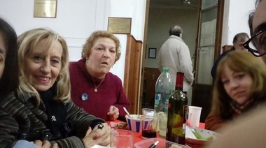 La Plata: Cena radical con “lentejas” empieza a calentar motores con vistas a la renovación de autoridades partidarias