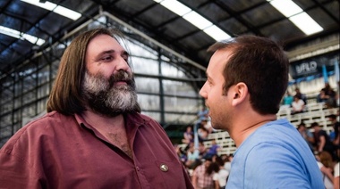 Gremios docentes "sorprendidos" por la decisión de Kicillof de postergar un aumento a maestros