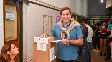 Votó Julio Garro: “Es muy importante que vengan todos a votar, esta es una gran oportunidad para nuestra ciudad”
