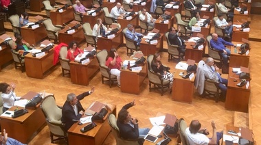 Diputados jujeños aprobaron el cobro de un seguro a extranjeros por la atención en salud