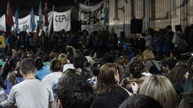 Asamblea de estudiantes toma el Rectorado de la UNLP