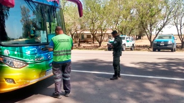 Vuelven los servicios de transporte automotor y ferroviario interurbano de pasajeros