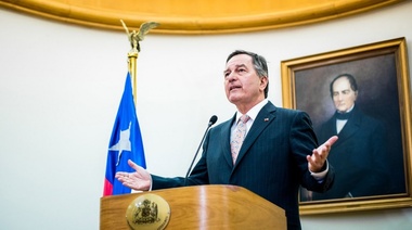 Chile no firma pacto de la ONU porque choca con su política migratoria