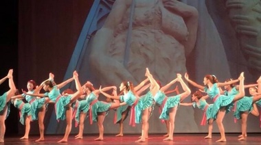 Se inaugura el 7º Ciclo de Danza en el Pasaje Dardo Rocha