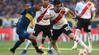 "Pity" Martínez sufrió un desgarro y quedaría afuera del choque por Copa Libertadores