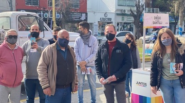 Con la boleta de Santilli, Socialistas, GEN y Radicales realizaron caminata por Los Hornos