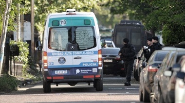 Un hombre está atrincherado hace más de 9 horas con un rehén y efectuó casi 300 disparos