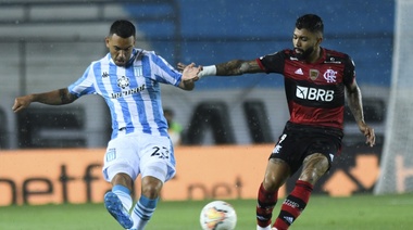 Racing Club y Flamengo empataron por la ida de los octavos de final