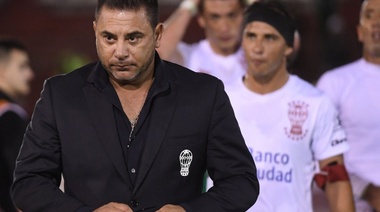 "No es tiempo de Maradona", advirtió el presidente de Huracán, Nadur