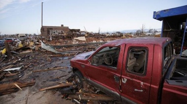 Al menos 70 muertos por el paso de los tornados en Estados Unidos