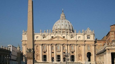 Para un cardenal italiano, "hay riesgo de cisma" en la Iglesia por las bendiciones a parejas gays