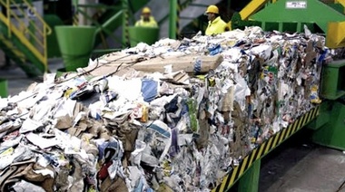 En La Plata, reclamos salariales en el CEAMSE podrían afectar la recolección de residuos