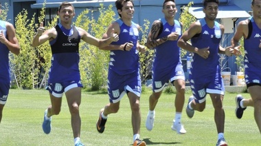 El plantel de Racing se entrenó en el predio de la AFA