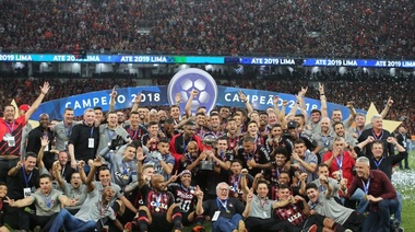 Paranaense venció por penales a Junior y es campeón de la Copa Sudamericana
